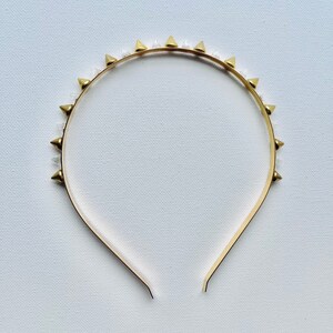 Tuck 'ROCK QUEEN' Swarovski Crystal Spike Headband Gold image 2