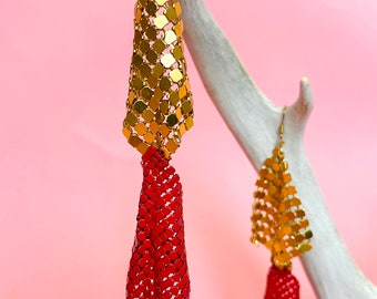 Show Stopper Valentines Day Sweetheart Shiny Gold and Red Metal Mesh Dangle Earrings