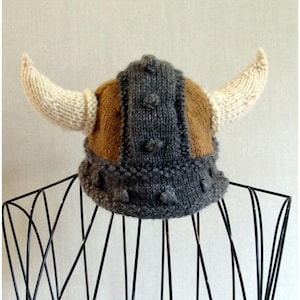 Gorro vikingo de punto con cuernos - También disponible en colores personalizados.