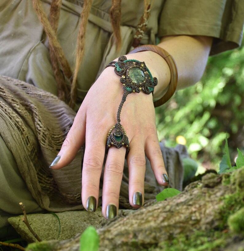 Brown macrame ring bracelet, moss agate earthy jewelry, forest fairy festival bracelet, image 3