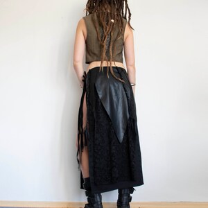 Long black split skirt, festival belt skirt, punk metal skirt zdjęcie 9