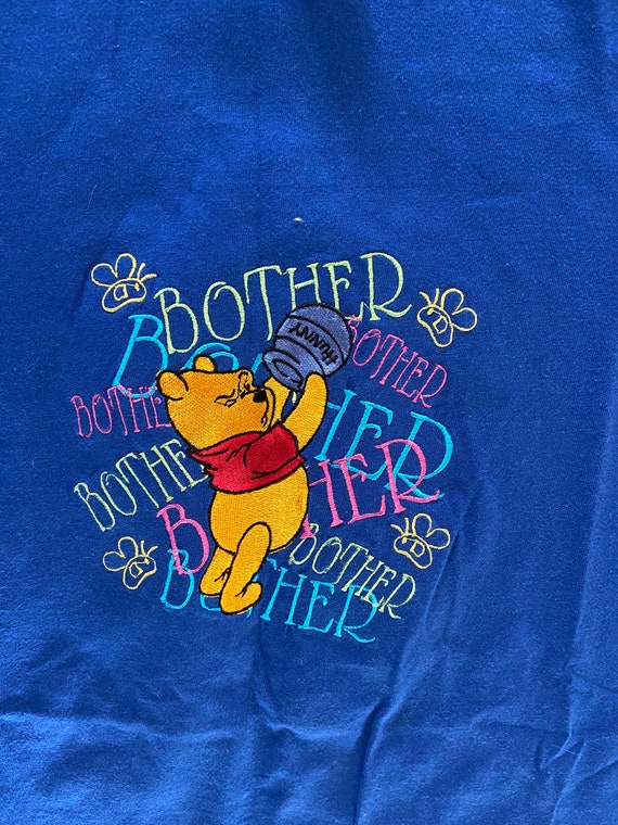 Vintage 1990s Winnie the Pooh embroidered t-shirt - image 2