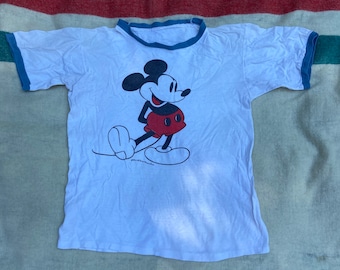 Vintage 1980s single stitched Mickey Mouse t-shirt