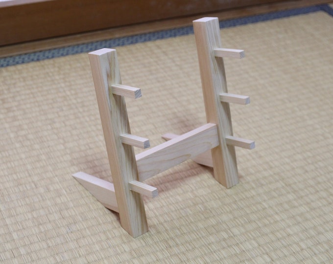 Ibuki Japanese Hinoki Cypress Wooden Knife Stand Display Shelf Holder