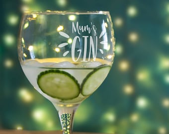 Personalised Gin Glass with name, Large balloon gin & tonic glasses with text Unique gift for her for Mother's Day gift UK, Engraved for mum