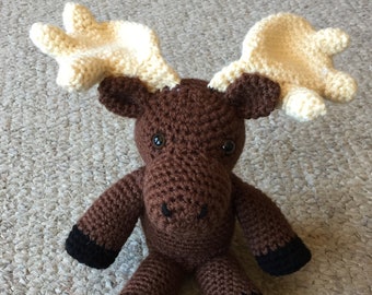 Garrett the Moose Crochet Pattern