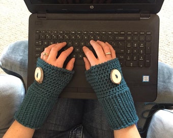 Woodsy Fingerless Gloves PATTERN