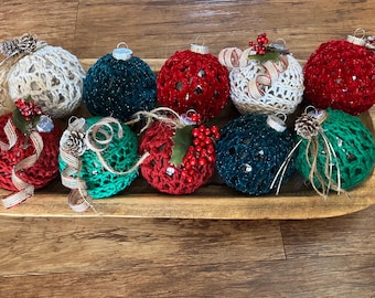 Haakpatroon twee kerstballen