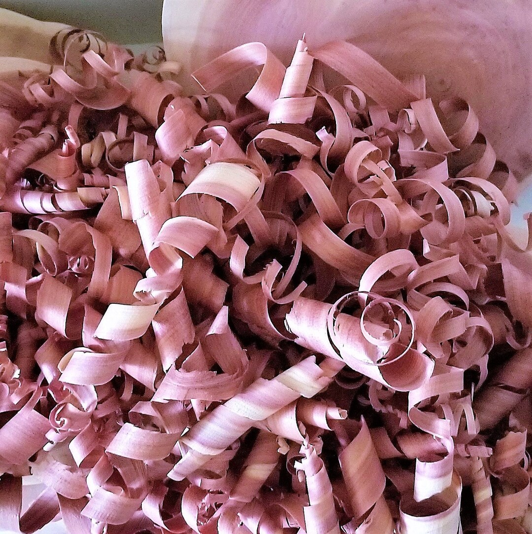1 Gallon Organic Eastern Aromatic Red Cedar Shavings, Repels 80,000