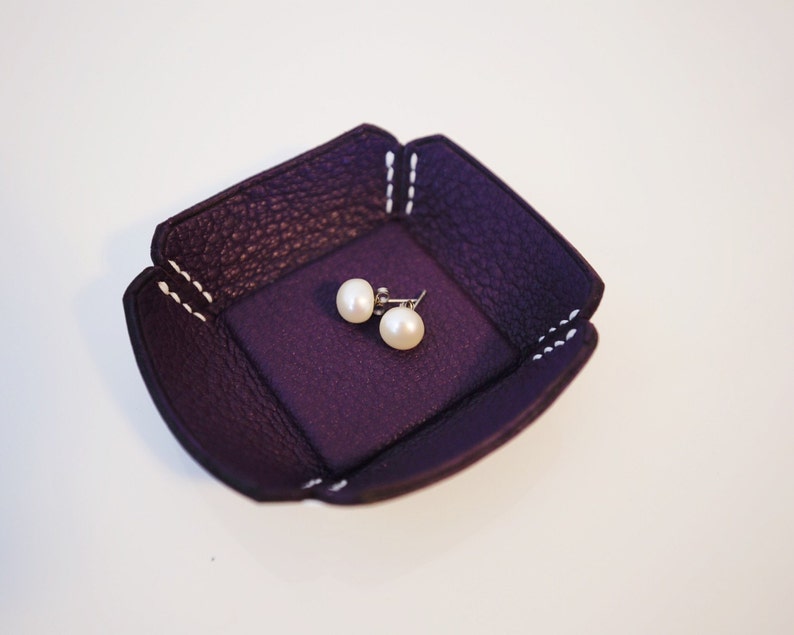 Handmade leather tray / Jewelry tray Etsy