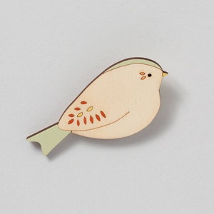 Wooden Bird Brooch - Bunting