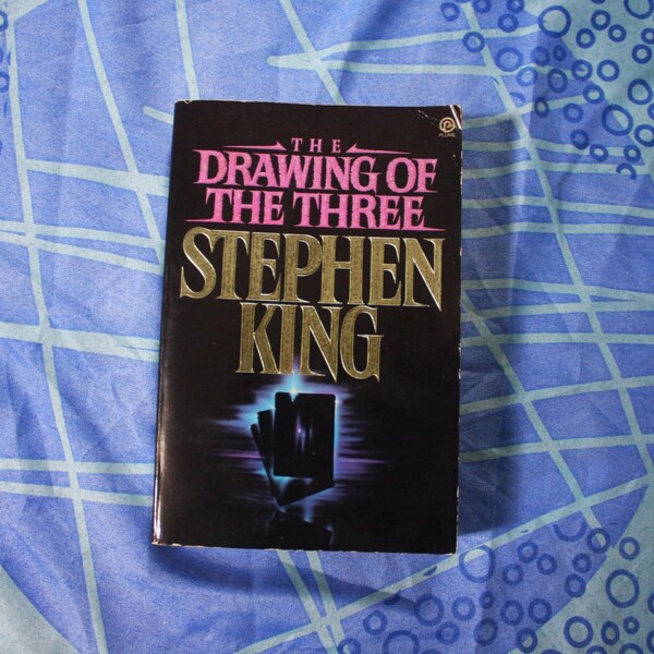 Stephen King's Dark Tower Book 2. The Drawing Of The Three. Rare Illustrated Softcover. 1987 First Plume Edition. Phil Hale Illustrations