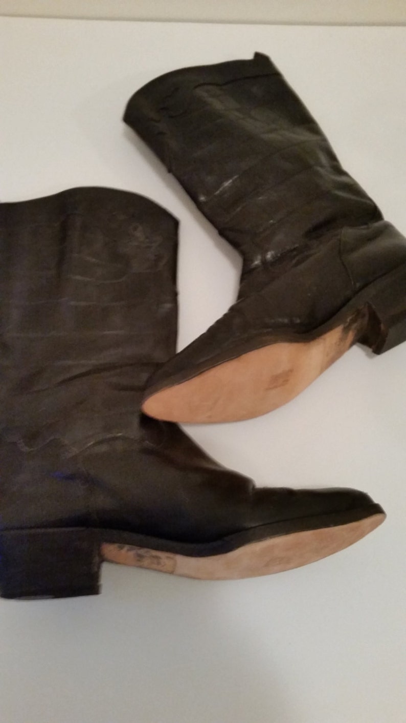 80/'s Boots Black Leather Cowboy Boots Boho Cow Girl Alligator Embossed Uppers Embroidered Pointy Toes New Leather Soles and Heels Size 7
