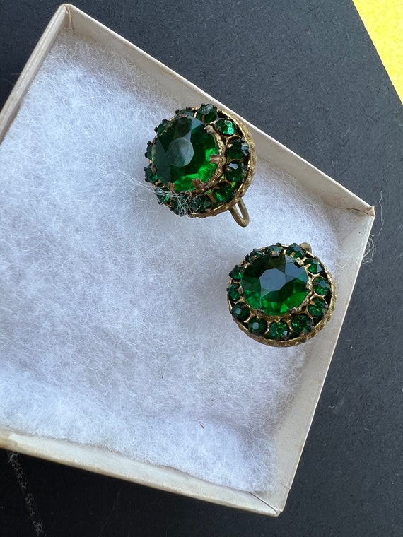 Vintage Edwardian Czech glass emerald green facet… - image 2