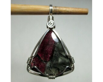 EUDIALITE Wirewrap Anhänger - Argentium Sterling Silber.  20 x 22 mm - ww1253