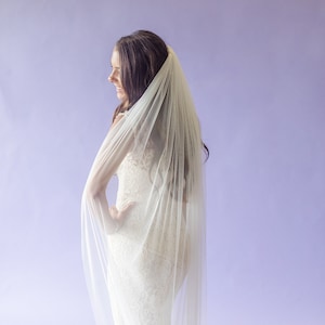 Very Soft Wedding Veil English Net image 1