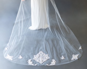 Lace Applique Veil - The Florence