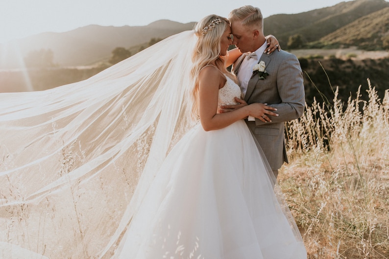 Soft Wedding Veil image 8