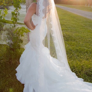 Long Lace Veil