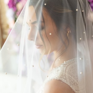 Pearl Drop Veil | Blusher Veil, Soft Wedding Veil Ivory Veil Cathedral Chapel Fingertip Veil Short Blusher Veil Veil with Pearls Bridal Veil