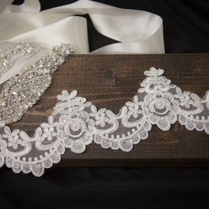 Beautiful Lace Drop Veil image 9