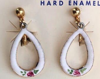 Shabby Chic Earrings , Vintage Cottage Chic Earrings, Enamel Earrings, hoop Earrings, Clip on earrings, Sarah Coventry, #E30