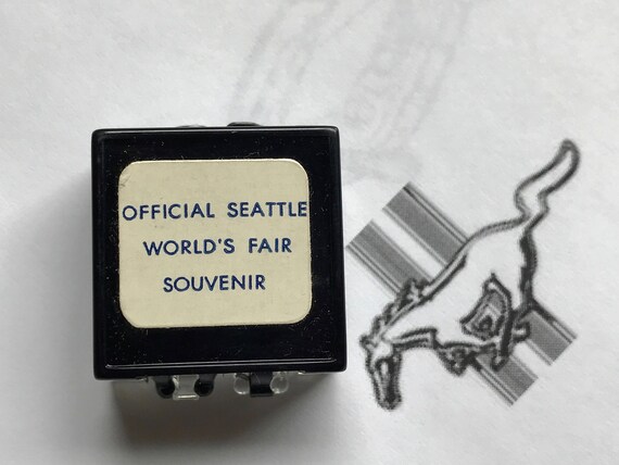 Mustang Pin, SEATTLE WORLD'S FAIR Official souven… - image 7