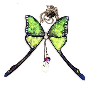 Collana in resina - Ali di falena