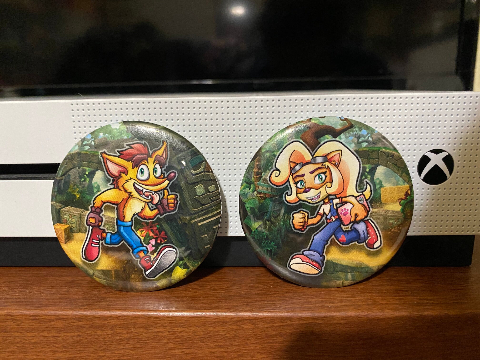 Crash Bandicoot & Coco Bandicoot Pin Button Set - Sony Playstation