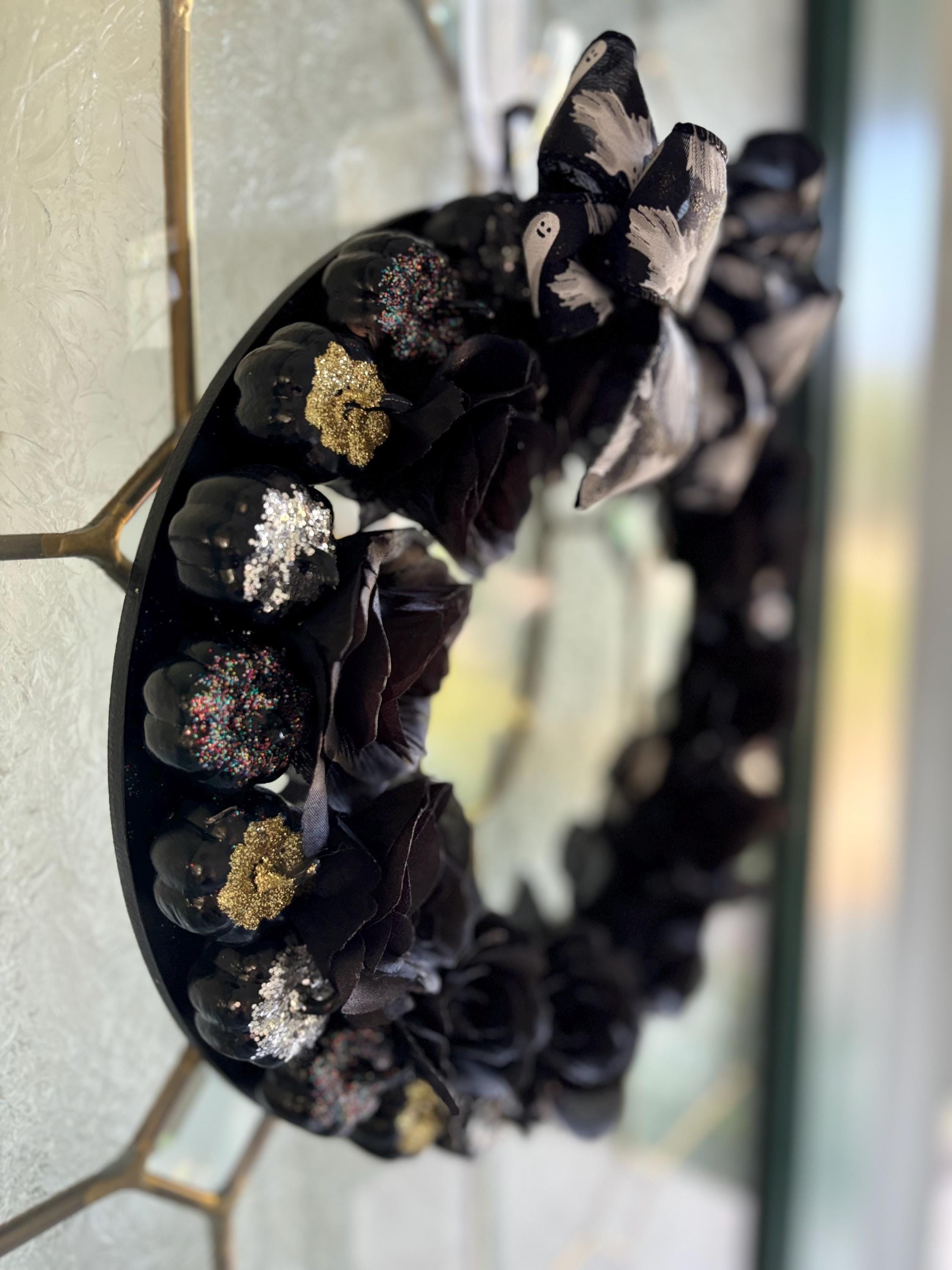 Ghouls & Glitter Wreath - Thumbnail 7