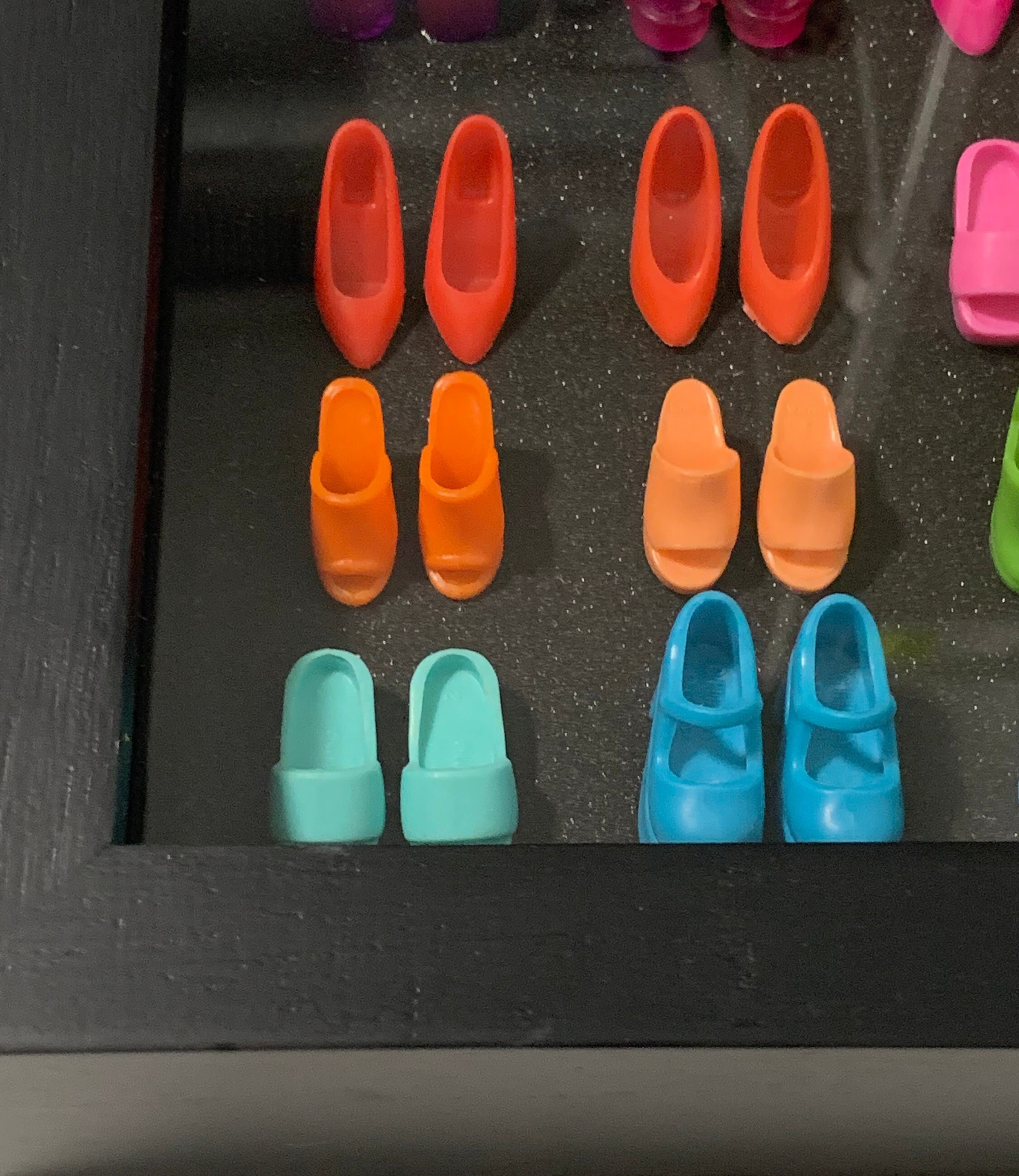 Barbie’s Shoe Closet - Thumbnail 3
