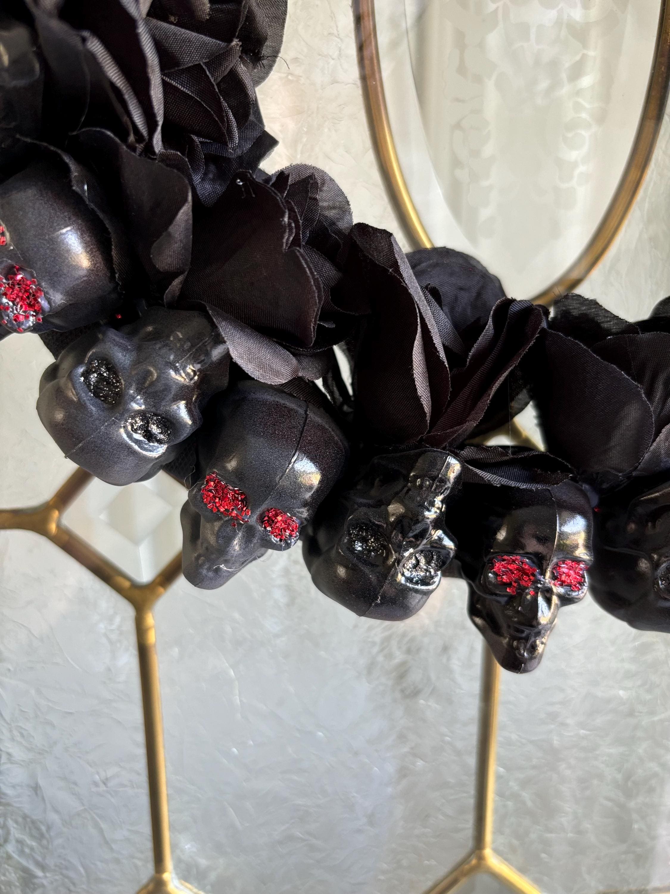 Spooky Season Wreath - Thumbnail 4