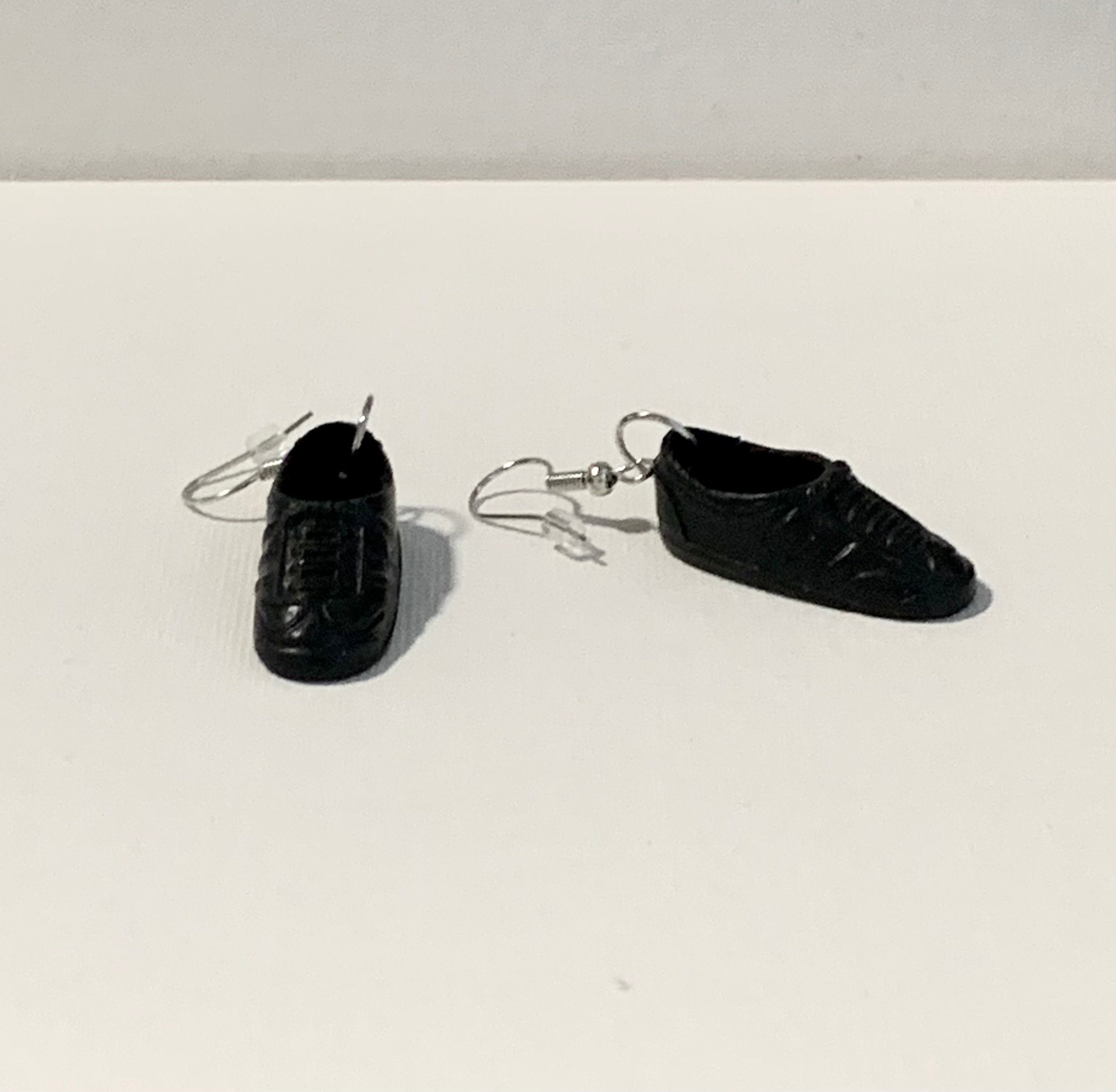 Black Sneaker Earrings - Thumbnail 4