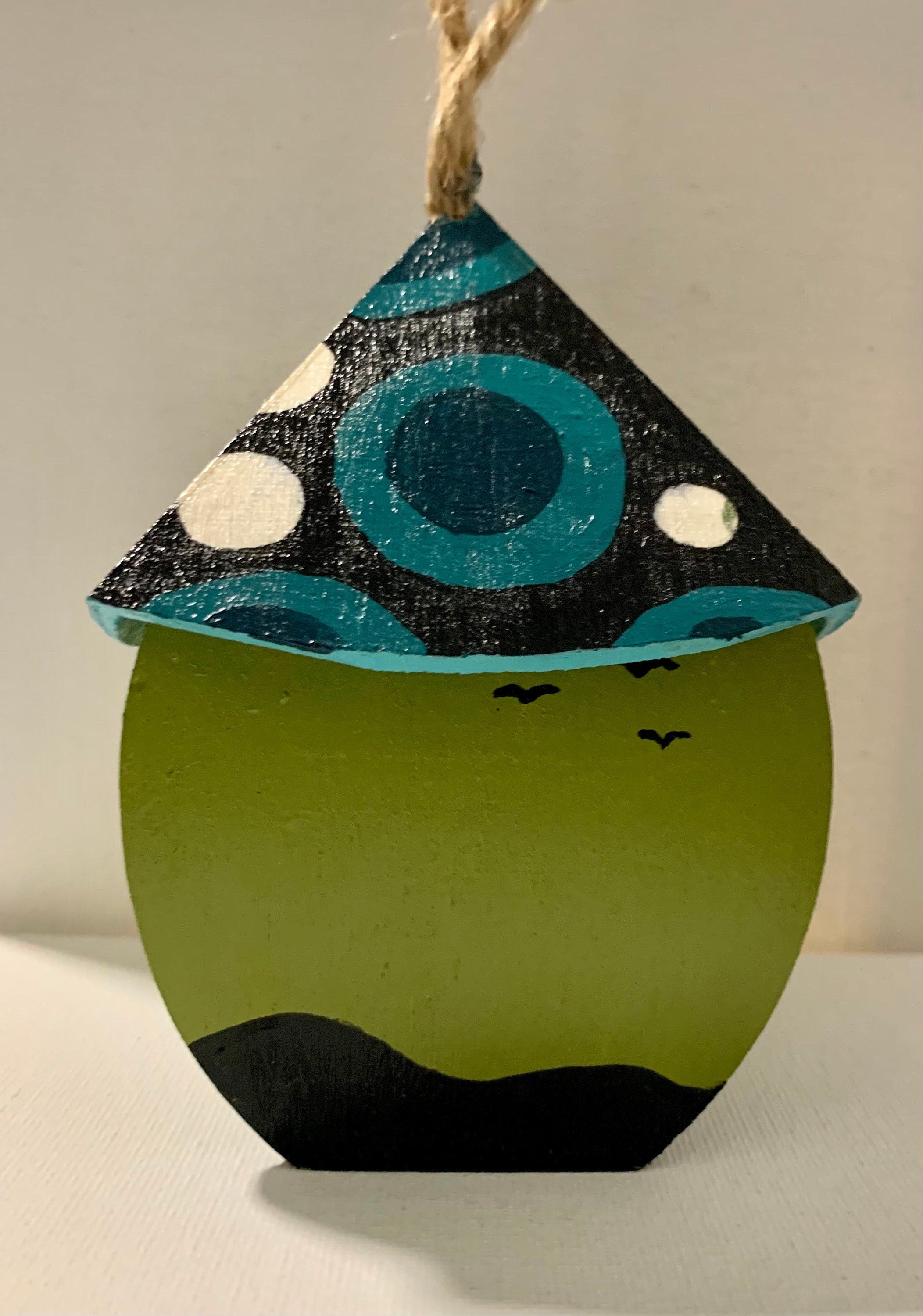Olive Green Birdhouse - Thumbnail 3