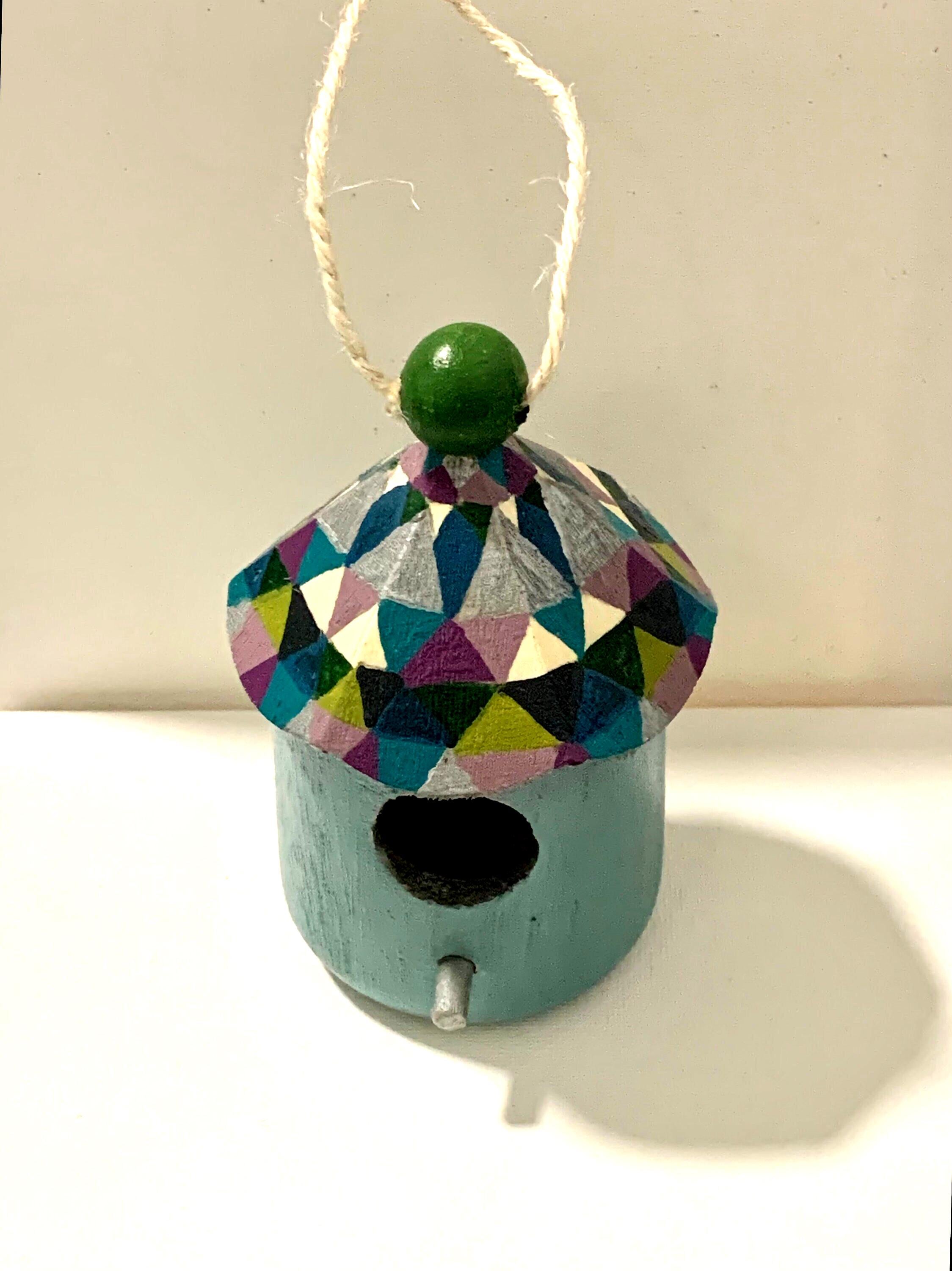 Scalloped Blue Birdhouse - Image 1