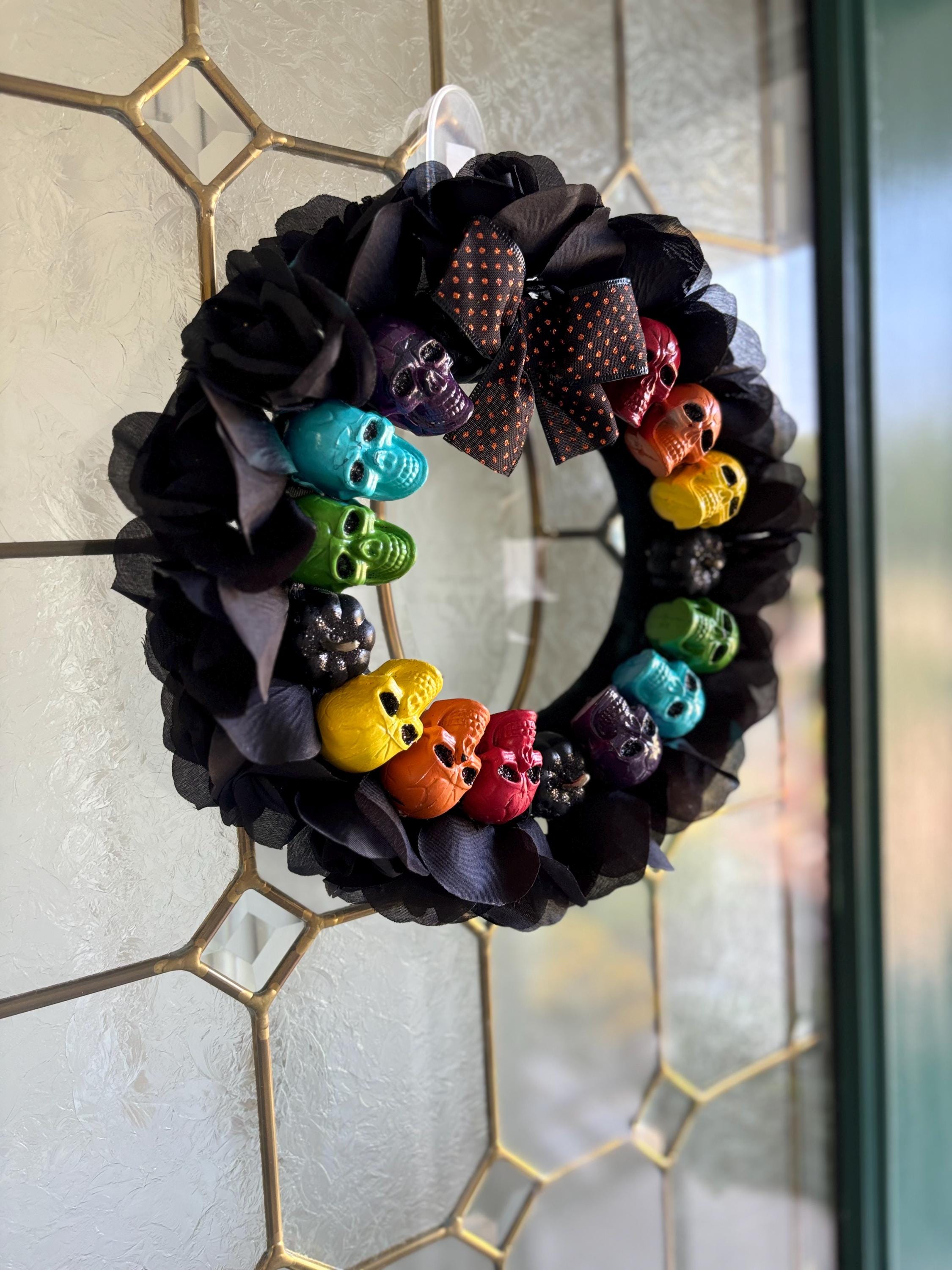 Skulls & Roses Wreath - Thumbnail 2
