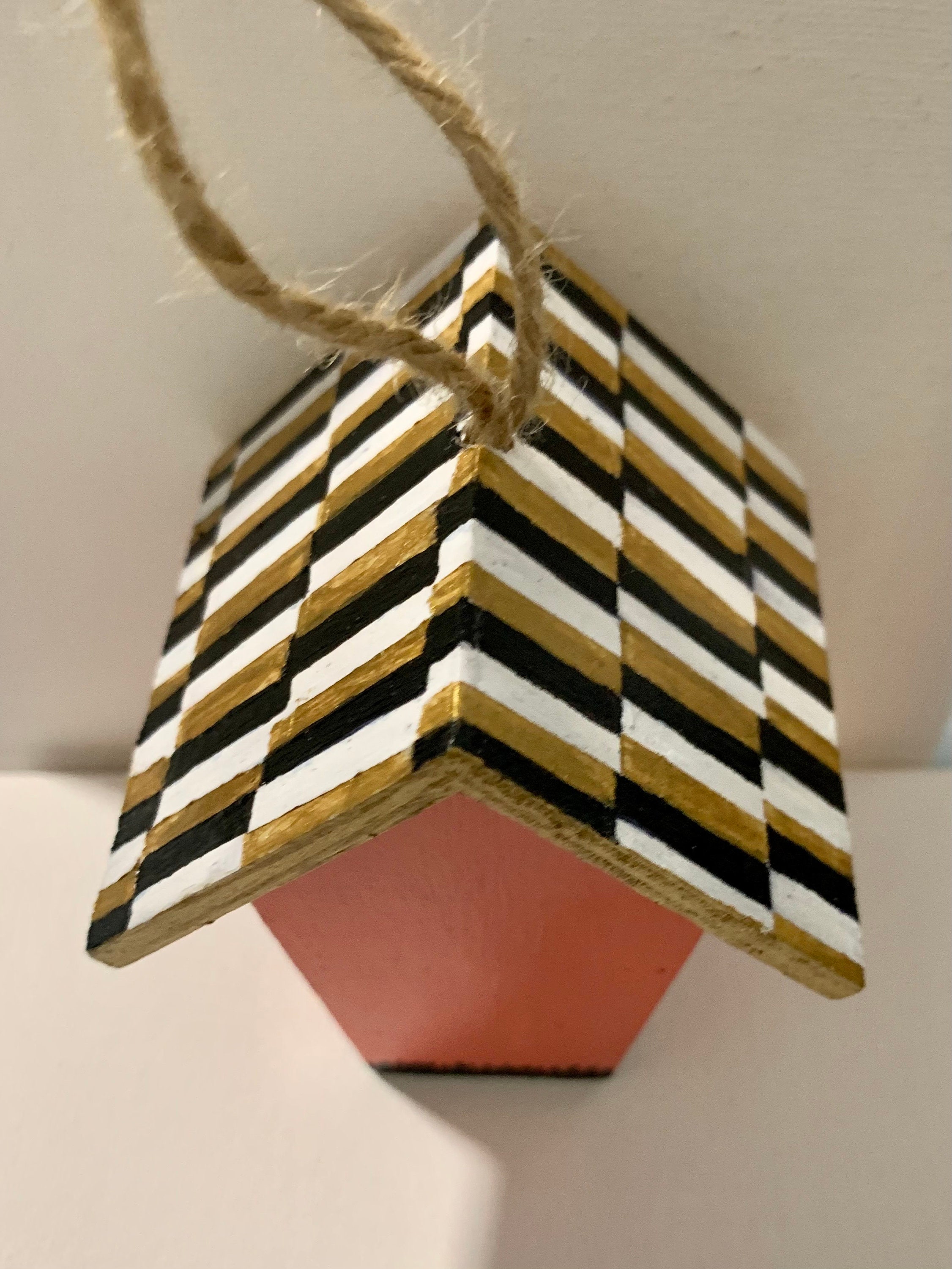 Coral Art Deco Birdhouse - Thumbnail 6