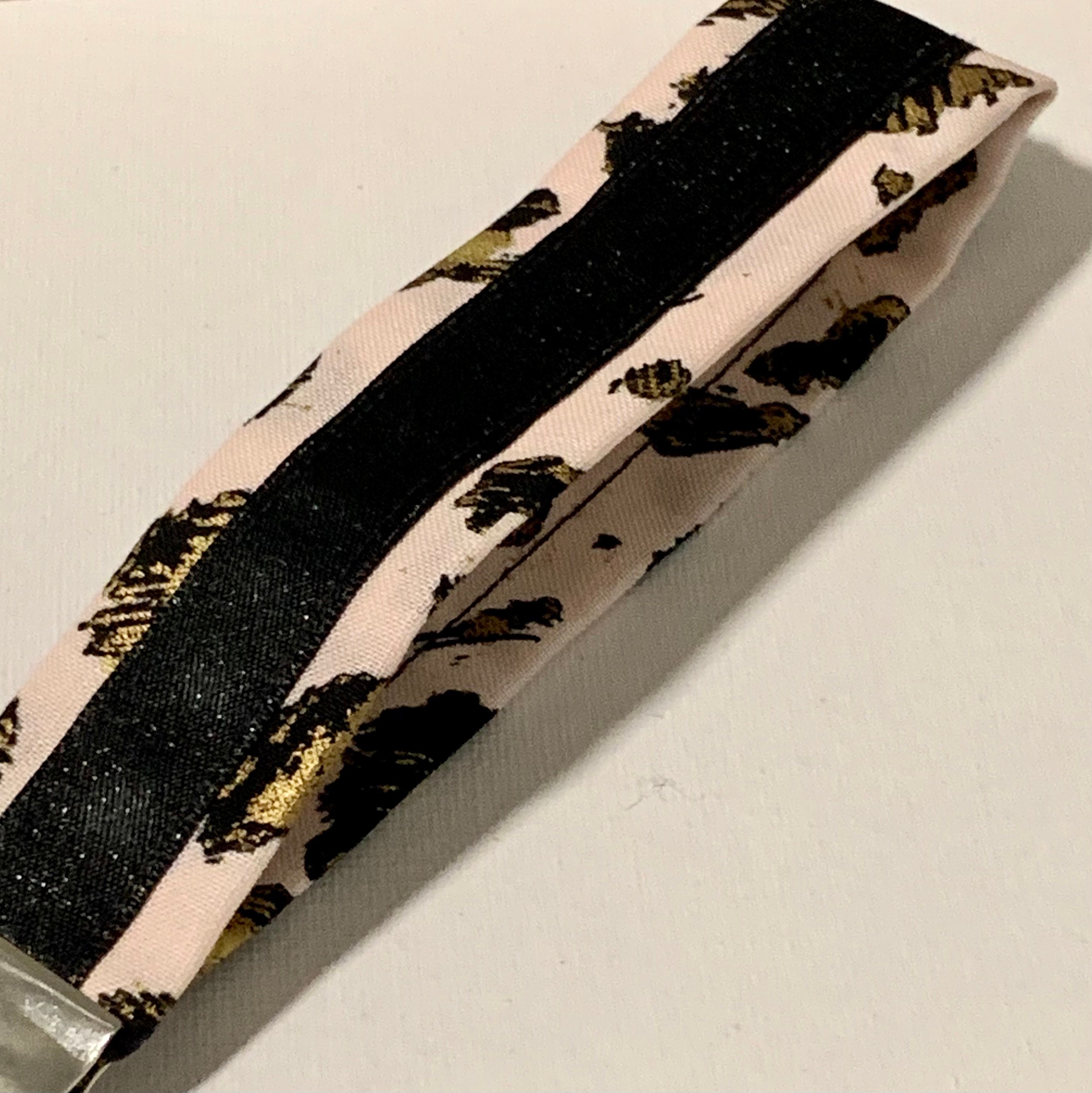 Pink Cheetah key fob keychain - Thumbnail 3
