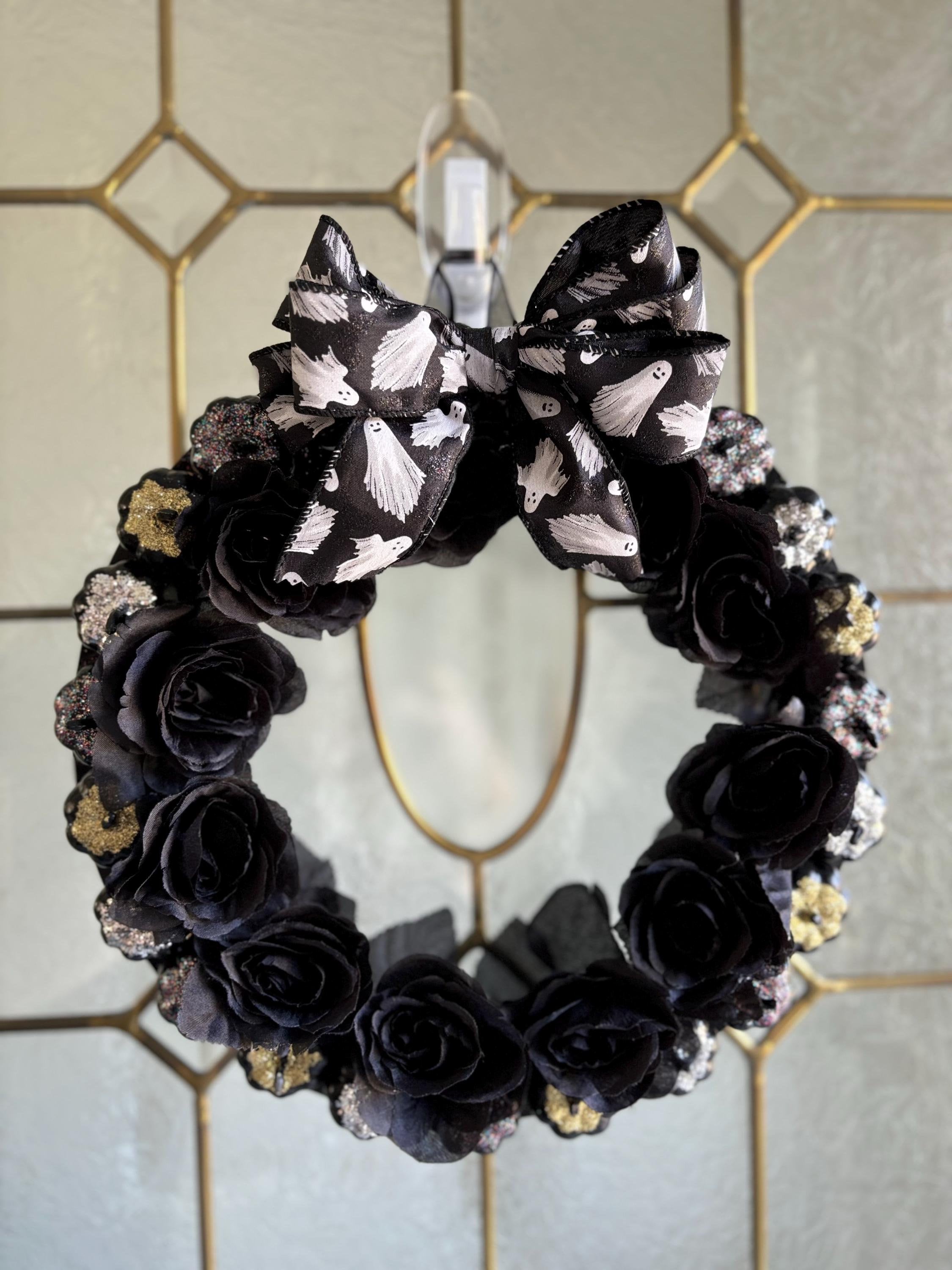 Ghouls & Glitter Wreath - Image 1