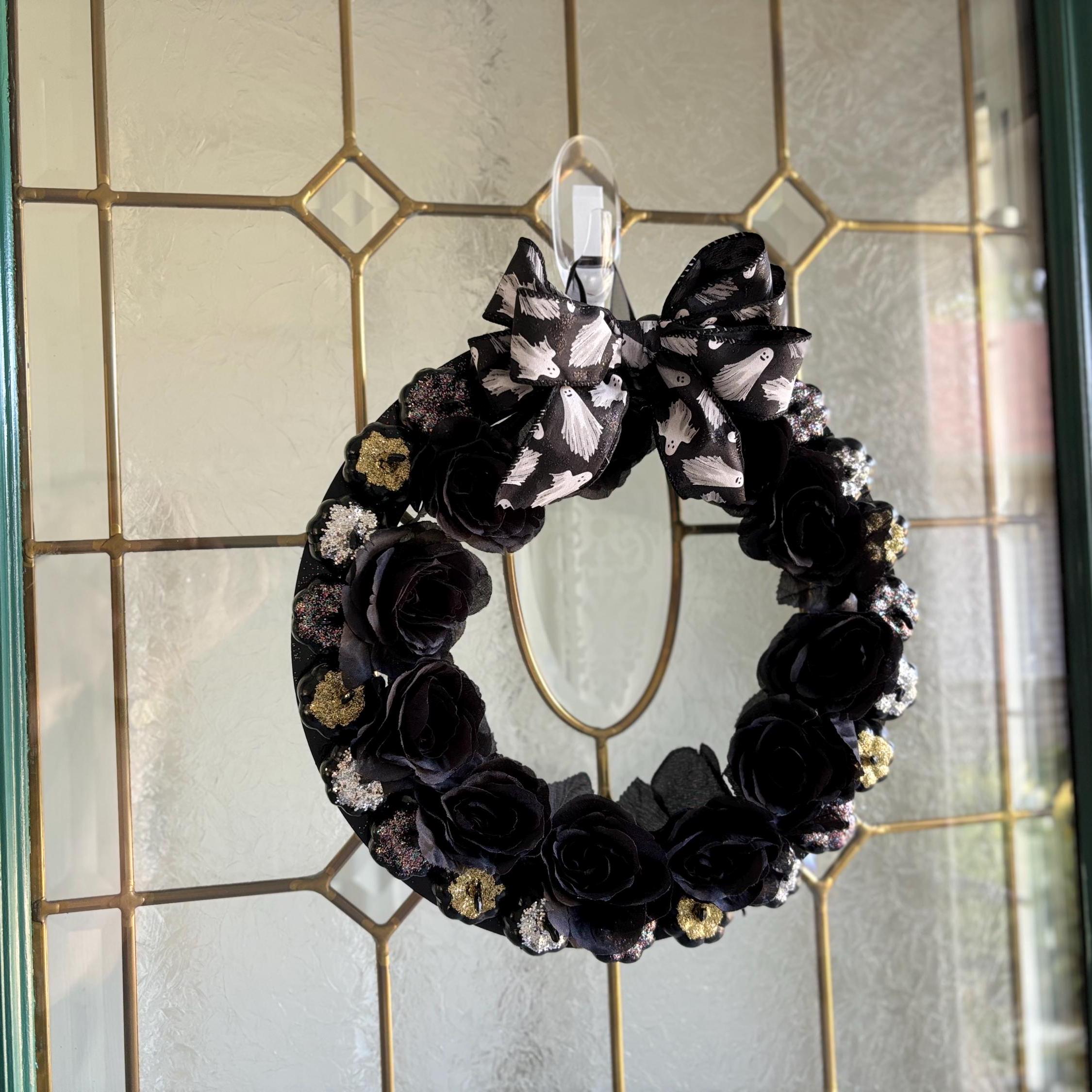 Ghouls & Glitter Wreath - Thumbnail 2