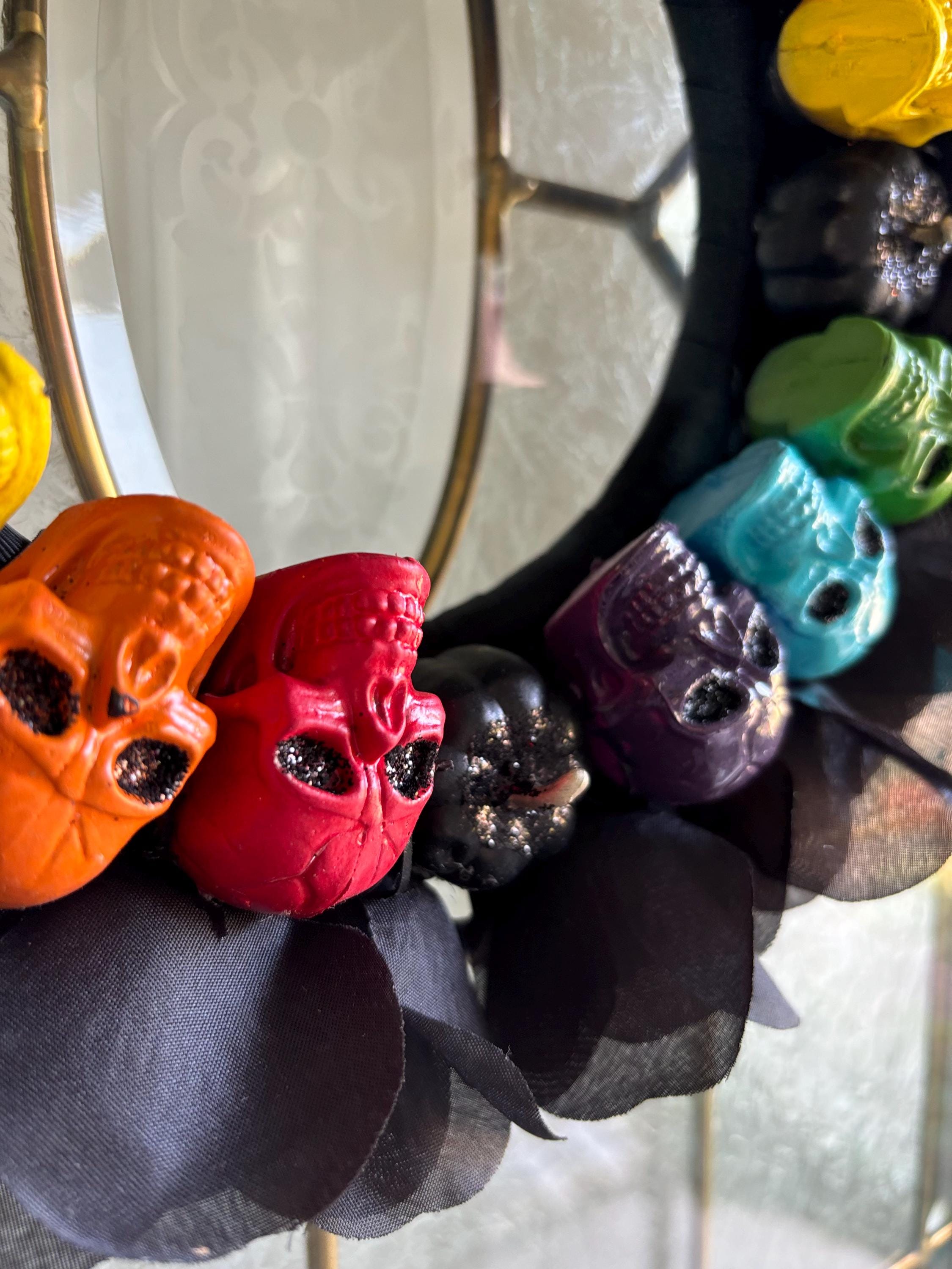 Skulls & Roses Wreath - Thumbnail 4