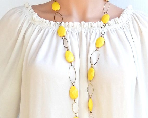 EXTRA LONG NECKLACE with yellow sunny plastic beads