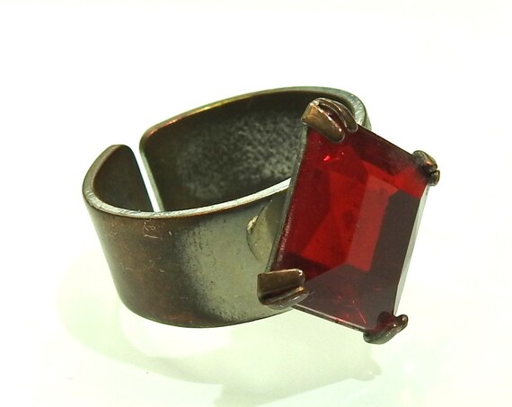 Sangria red rhinestone ring