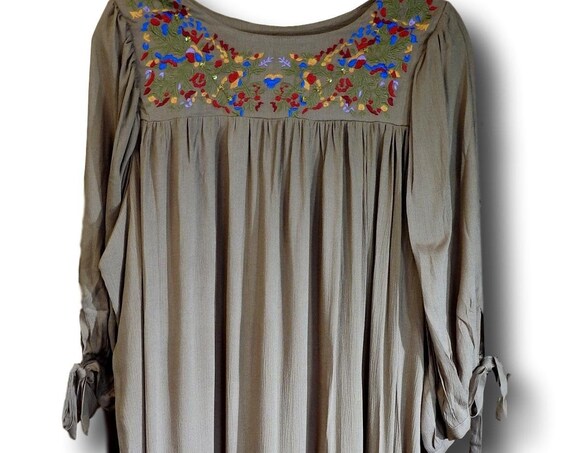 Beige brown dress with sleeves