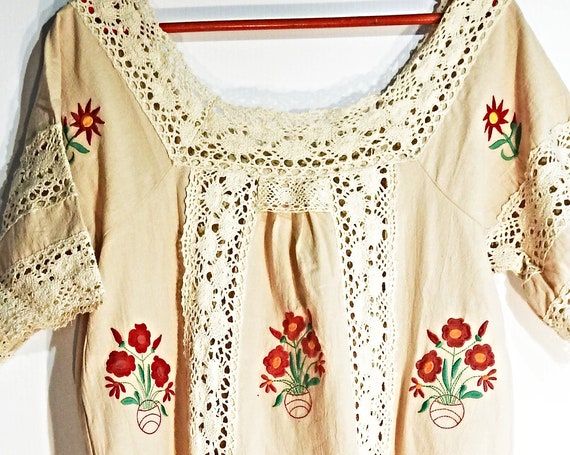 Midi dress with sleeves