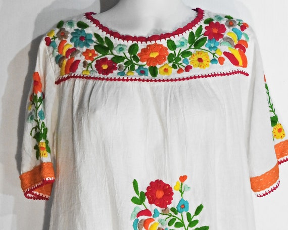 Cotton tunic dress with embroidery