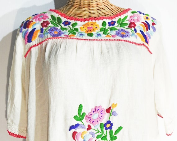 Boho embroidery dress for women, off white white linen dress, Mexican style Peasant, embroidery design women summer cotton with embroidery