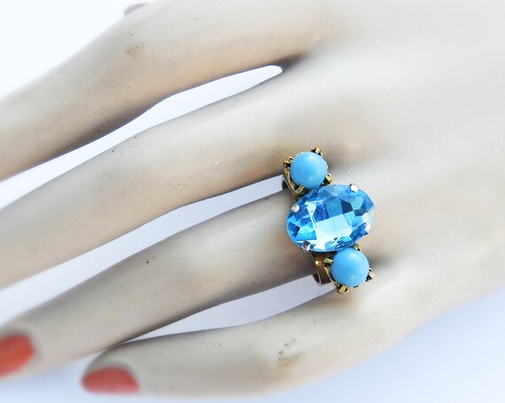 Women's blue ring