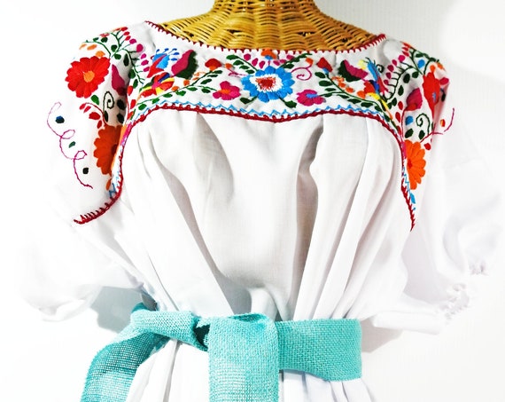 Mexican flower blouse Floral embroidery plus size peasant Mexico bohemian shirt blusa mexicana white puebla ladies fiesta womens hippie