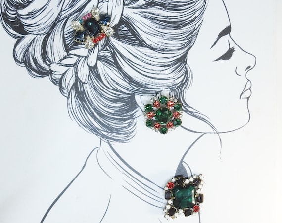 Unique BUTTONS embellished GLASS ornaments, decorative green white red, clear and colored VINTAGE quality button cabochons jewelry for sale
